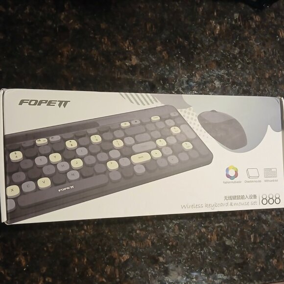 Fopett Wireless Keyboard and Mouse Set - Picture 1 of 2